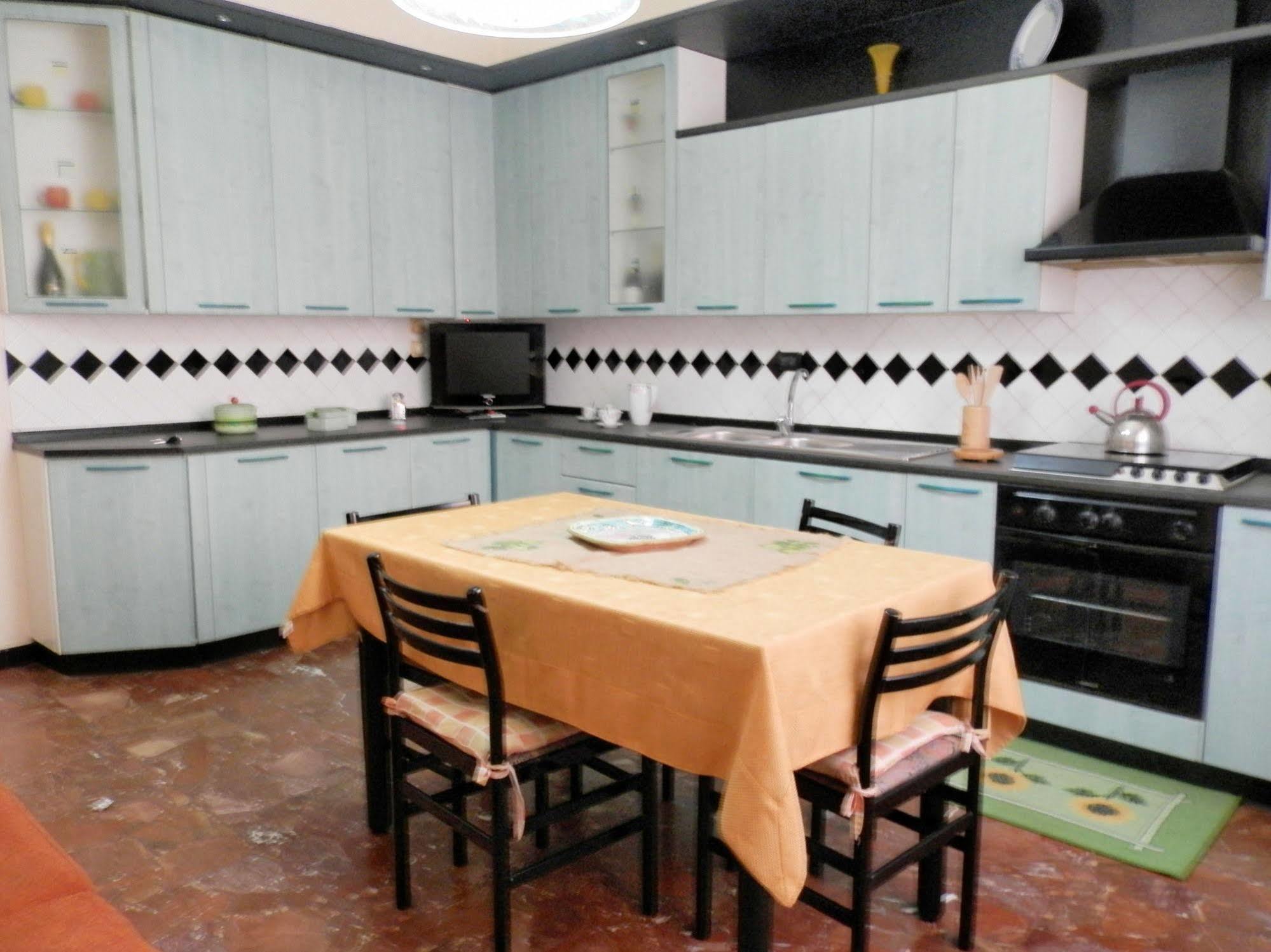 Il Giardino Delle Calendule B&B Solarino 外观 照片