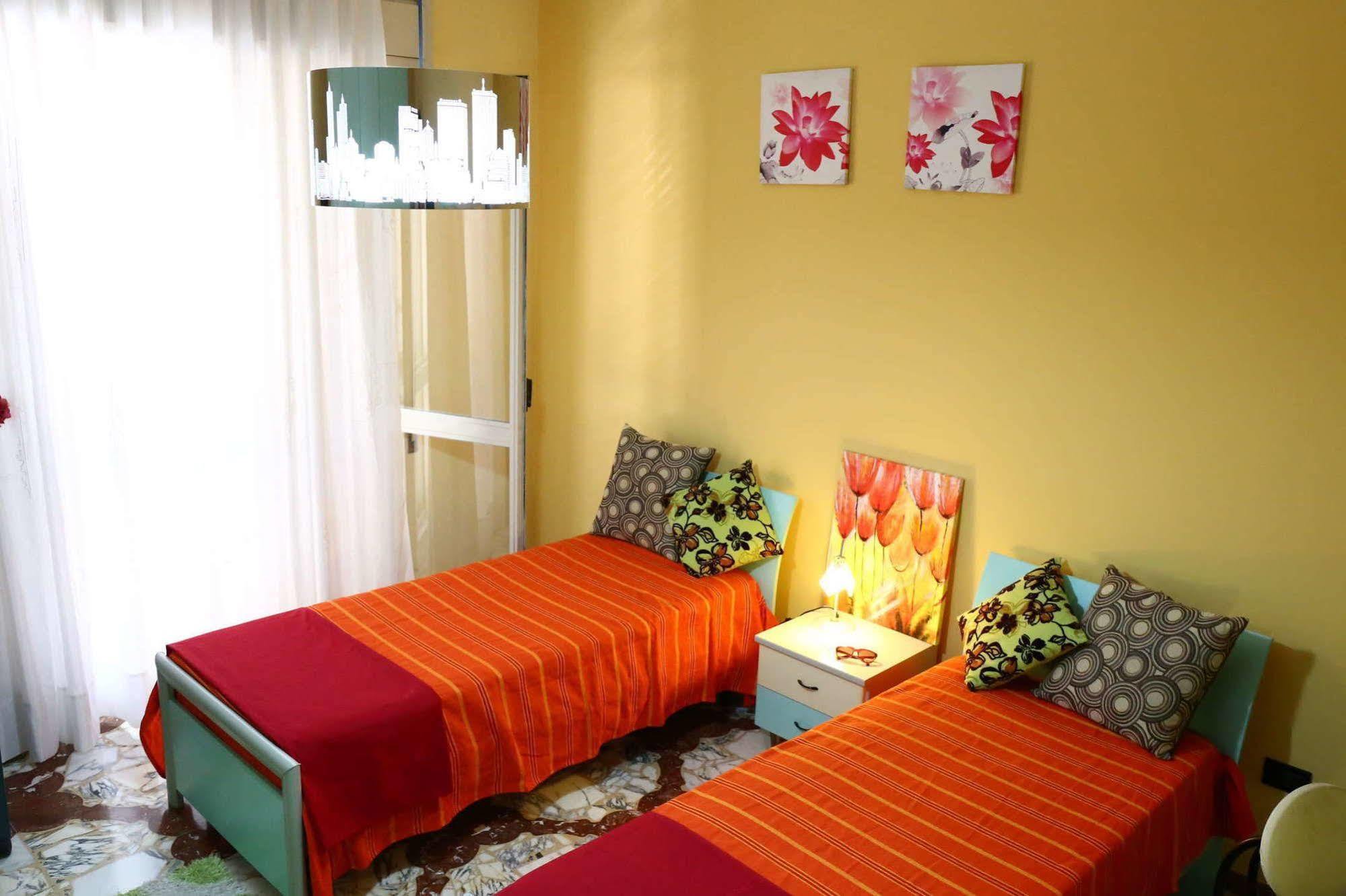Il Giardino Delle Calendule B&B Solarino 外观 照片